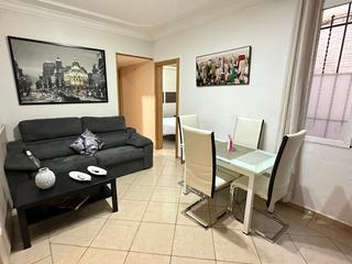 Etagenwohnung in Calle de las Delicias