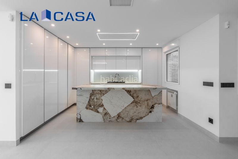 Piso calle marqués de la valdavia, en Palos de Moguer Madrid - Imagen 2