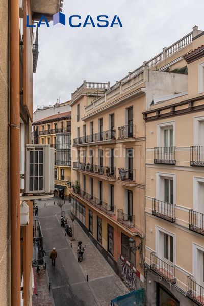 Foto 28569595-eb09-4d5b-986a-6d161284fcb8. Pis amb calefacció a Cortes-Huertas Madrid