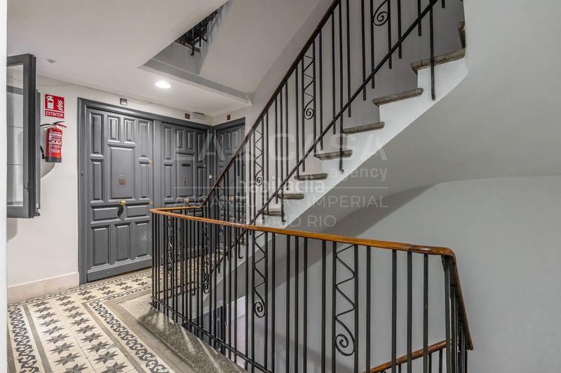 Foto 69f10b77-fcb2-46d8-9ac4-0f49b6c099cf. Pis a calle linneo 20 a Imperial Madrid