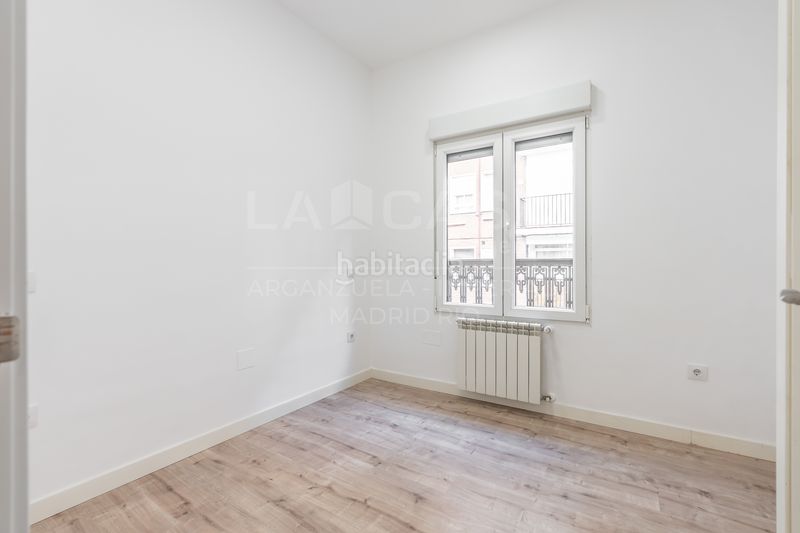 Foto 7b3d548c-0044-4af2-9744-a5002b68e485. Pis a calle linneo 20 a Imperial Madrid