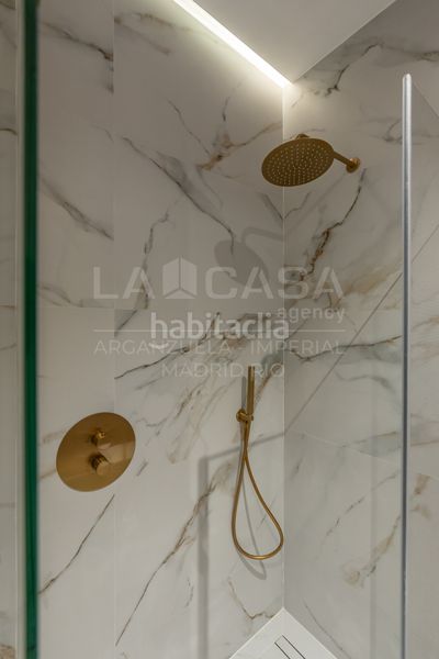 Foto ad01dc0c-9423-4c5b-94a6-59dec2a3f739. Pis amb calefacció a Justicia-Chueca Madrid