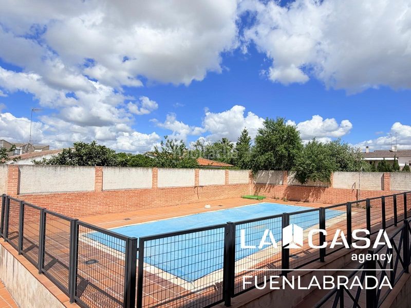 Foto ba7dca4a-99d1-4503-ba1e-98750c31f081. Dúplex amb calefacció aparcament piscina a Viso de San Juan (El)
