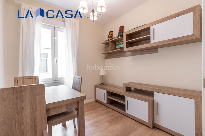 Foto de9e3526-64b1-4bb7-b2ea-36115abe783b. Piso en Chopera Madrid