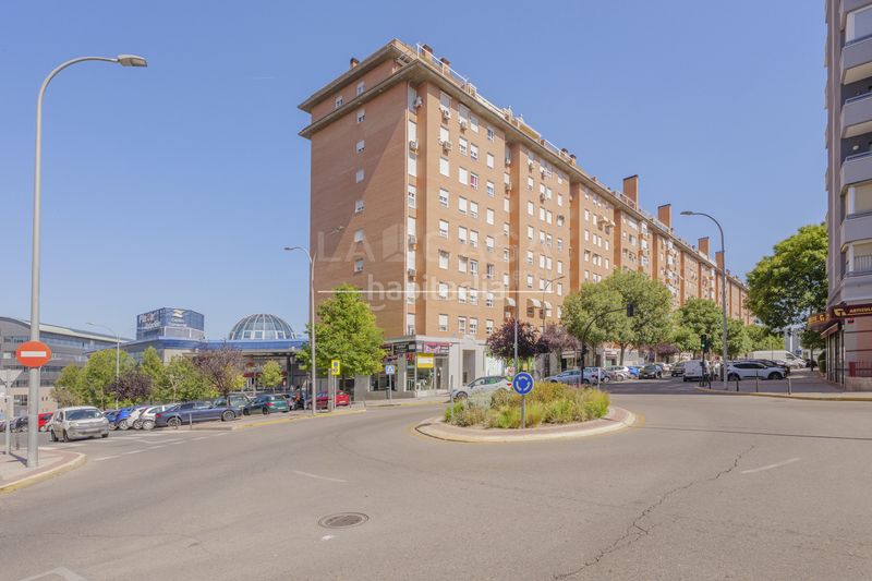 Foto b72cdfcf-0160-4072-9c2e-716d4ef91518. Pis amb aparcament a Centro Fuenlabrada