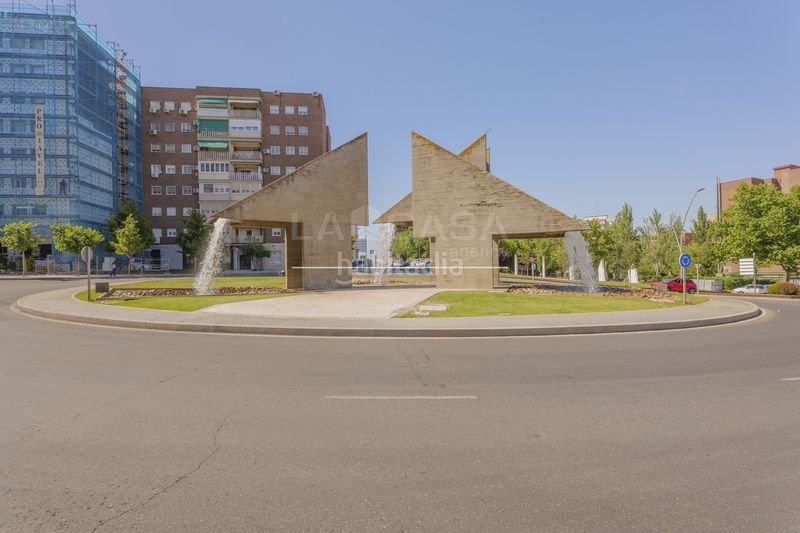 Foto e624d118-e025-42db-a14f-94054bf54bb1. Pis amb aparcament a Centro Fuenlabrada
