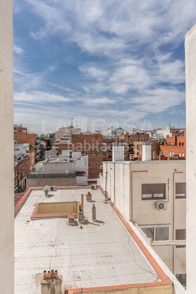 Foto f2af8563-2a96-4cdf-a5d9-803b9324c697. Àtic amb calefacció a Ciudad Jardín Madrid