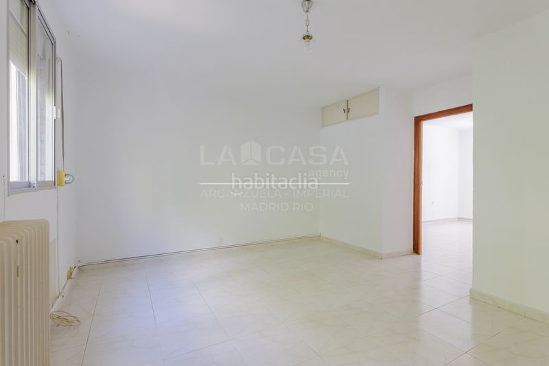 Foto 537dcc07-5127-4659-9c00-b2bda4f2793b. Pis a Lucero Madrid