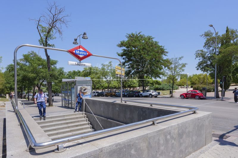 Foto aa9cbb5d-2dd9-4c87-a7db-085ed282721e. Pis a Lucero Madrid
