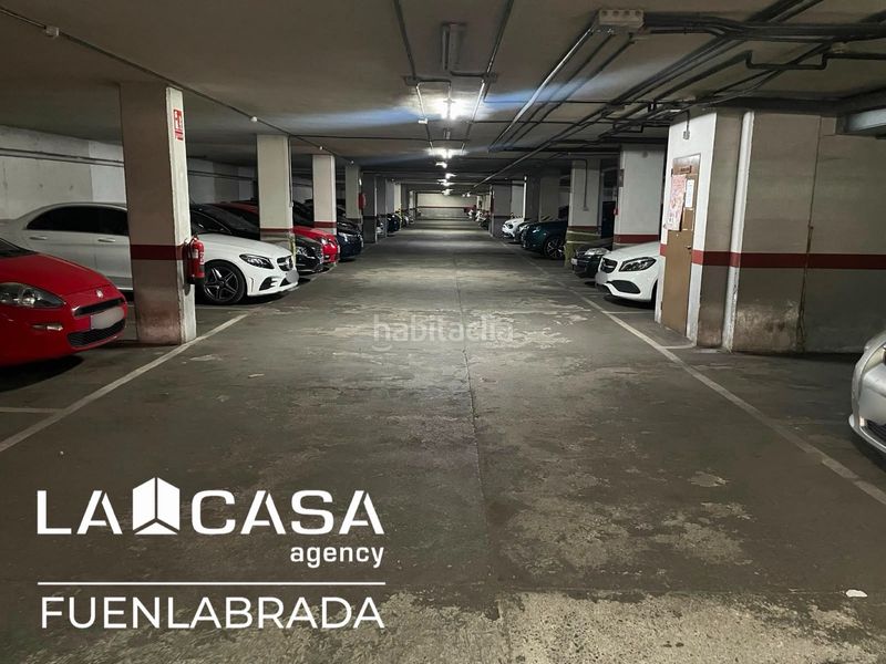 Foto f74a4491-98e2-4cc6-8408-d089ad7f260a. Aparcament cotxe a El Arroyo-La Fuente Fuenlabrada