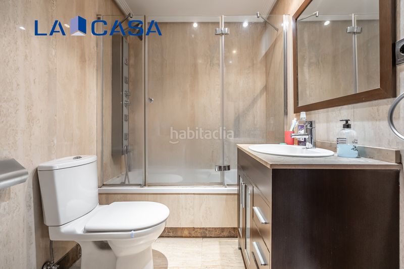 Foto b954244b-f6f1-4ded-acd6-d91f5e1c4012. Pis amb aparcament piscina a Delicias Madrid