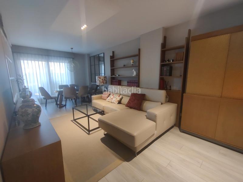 Foto f4dc0f01-ff9a-4cf9-bf3f-9e23e1902a10. Zweistöckige wohnung mit heizung pool in Valenoso Boadilla del Monte