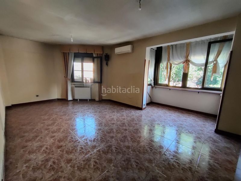 Foto e7ea81d2-b1c5-4c7e-84c4-3d9e94275efd. Pis amb calefacció a Opañel Madrid