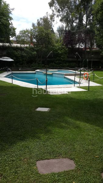 Foto 9db048f2-ee1b-41ee-8859-ceff1b8b100c. Lloguer apartament amb calefacció piscina a Nueva España Madrid