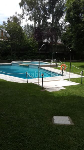 Foto ba5ee74a-2934-4bf4-a15c-12ee09b463f8. Lloguer apartament amb calefacció piscina a Nueva España Madrid