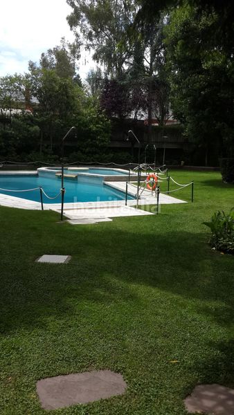Foto d595b17a-7f77-45b2-8c1a-a587e254f98d. Lloguer apartament amb calefacció piscina a Nueva España Madrid