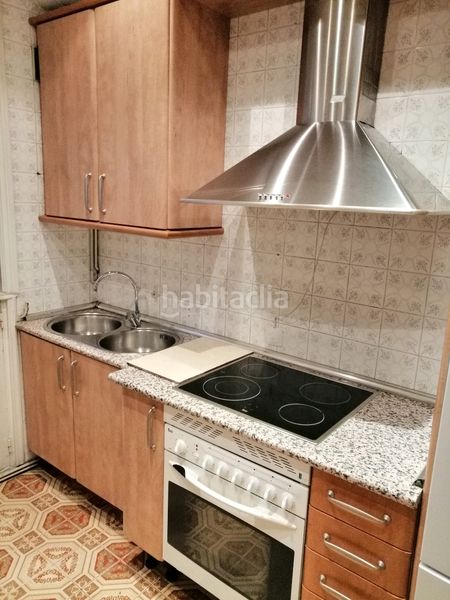Foto 0a310061-96e0-4770-8842-6d070170c3c7. Rent flat with heating in Palos de Moguer Madrid