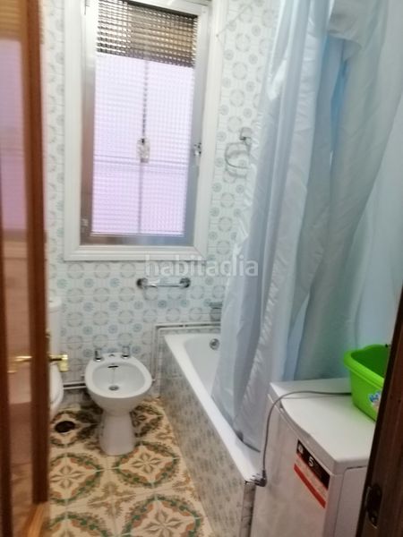 Foto f40433fd-f818-462b-b740-3f3f25da9c58. Rent flat with heating in Palos de Moguer Madrid