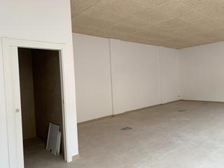 Lloguer Local Comercial  Calle verge del pilar. Local en cardedeu