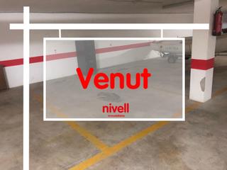 Aparcament cotxe a Puig i cadafalch 10. Plaza de parking