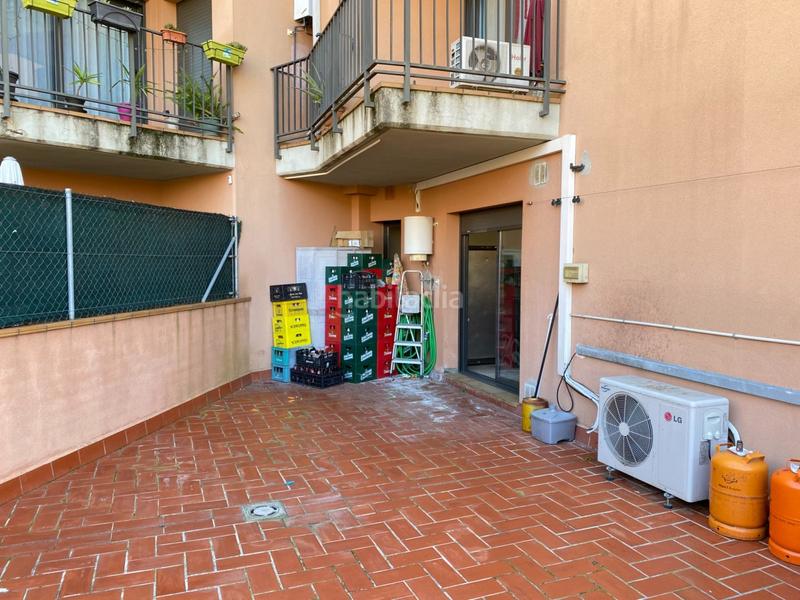 Foto 6072cc91-8163-4a82-8561-262ea5ed1fb7. Locale commerciale in calle minuart 7 in Sant Celoni