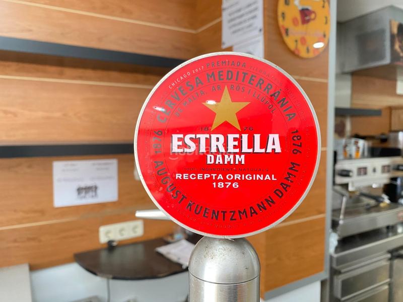 Foto f931451c-14db-42e6-bcc5-5bcad7fa7374. Locale commerciale in calle minuart 7 in Sant Celoni