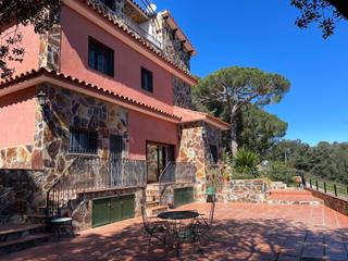 Casa a Llinars del Valls. Casa a 4 vientos en venta