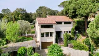 Casa a Avenida can montells, de 13. Relájate
