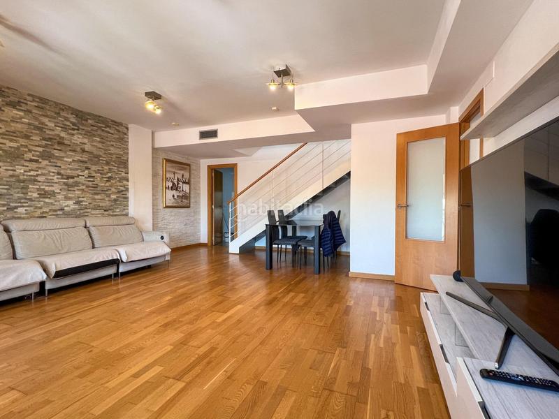 Foto 0b4613db-83c4-4e9a-a07c-d8f1a68faf4e. Duplex with heating parking in Cardedeu