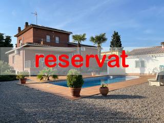 Casa a Sant Antoni de Vilamajor. Frente al que fue el campo de aviacin de cardedeu