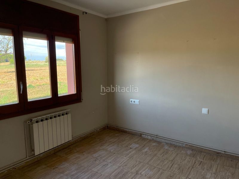 Foto 53bd7f75-3efe-4f7f-bcd1-3cf2f7108d17. Casa a Cardedeu