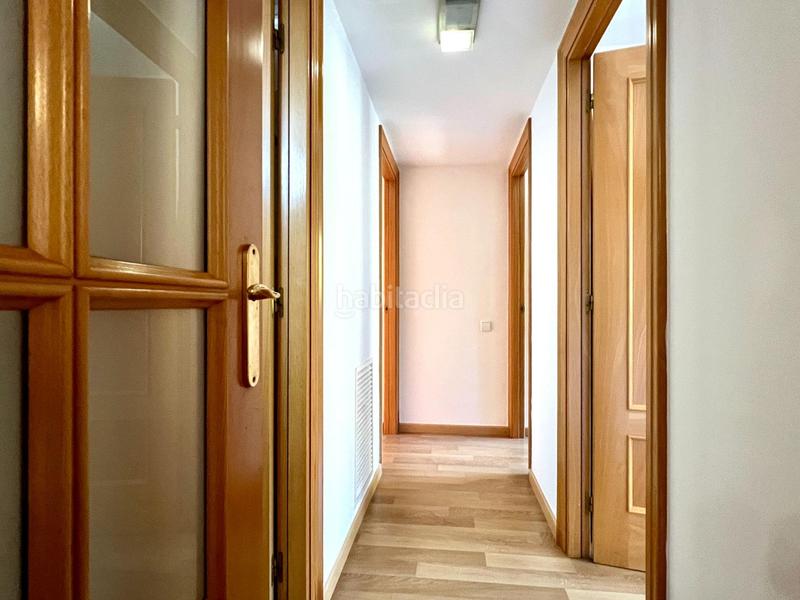 Foto d3d5649b-1359-409d-b278-166bf5223802. Piso el espacio listo para escribir tu próximo capítulo. en Cardedeu