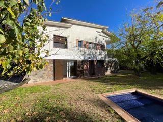 Casa  Calle gregal. Vivienda a 4 vientos  sant pere de vilamajor nucleo urbano