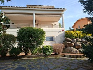 House  Carrer del pi. Casa en venta en can vila