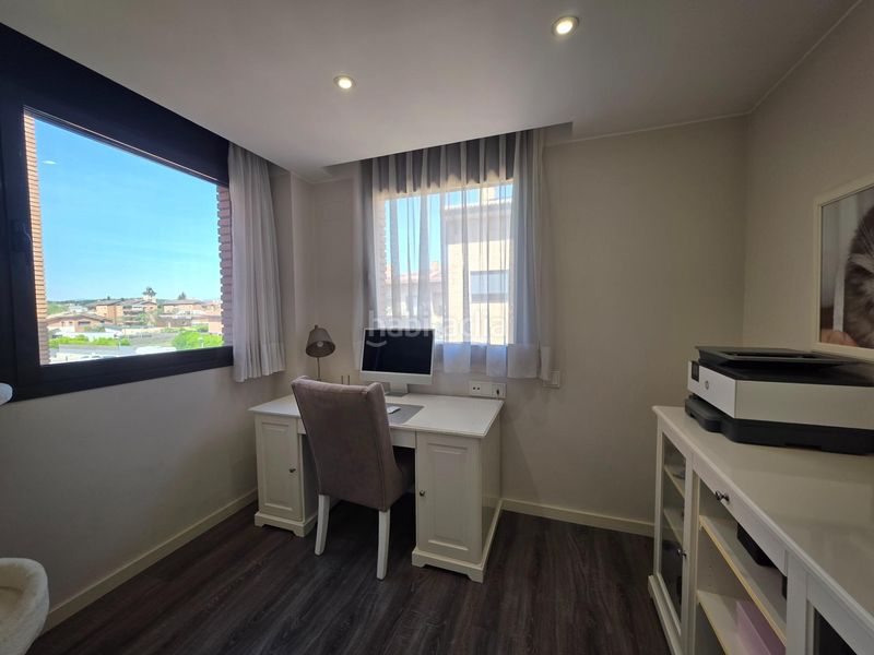 Foto c26e0d02-8ce7-49a5-aeda-91713009ac64. Pis amb aparcament a Cardedeu