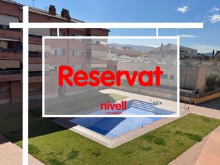 Appartement à Cardedeu. Piso con piscina comunitaria en el centre de cardedeu