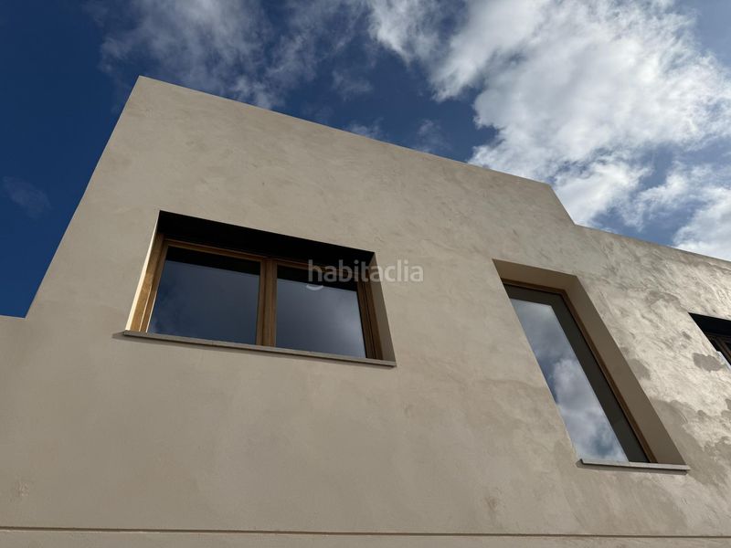 Foto 5892d54f-b280-4aff-aa84-accdd7114a5a. Casa amb aparcament a Roca del Vallès (La)