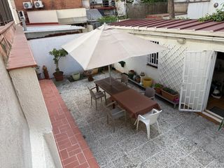Haus in Guinardó. Casa acogedora