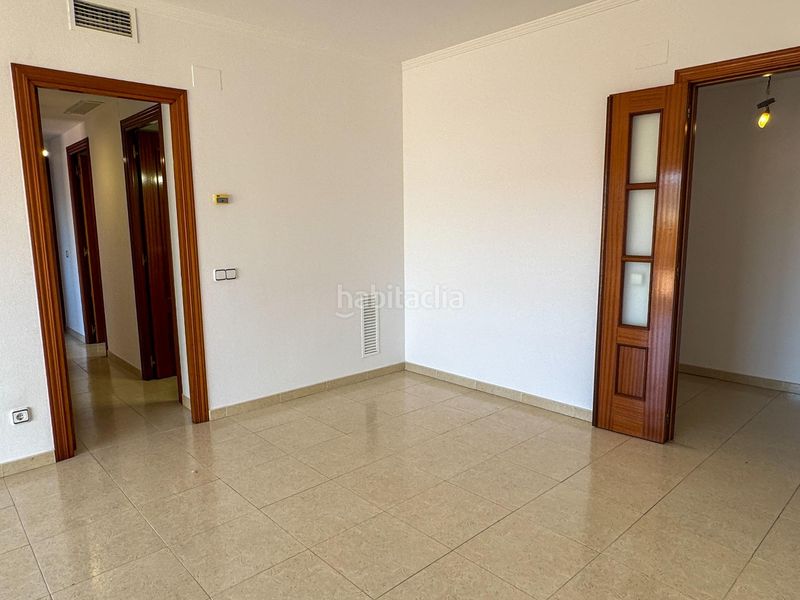 Foto c242bde8-e3ac-4f41-8f78-32ce8e15b2b5. Pis amb calefacció aparcament a Cardedeu