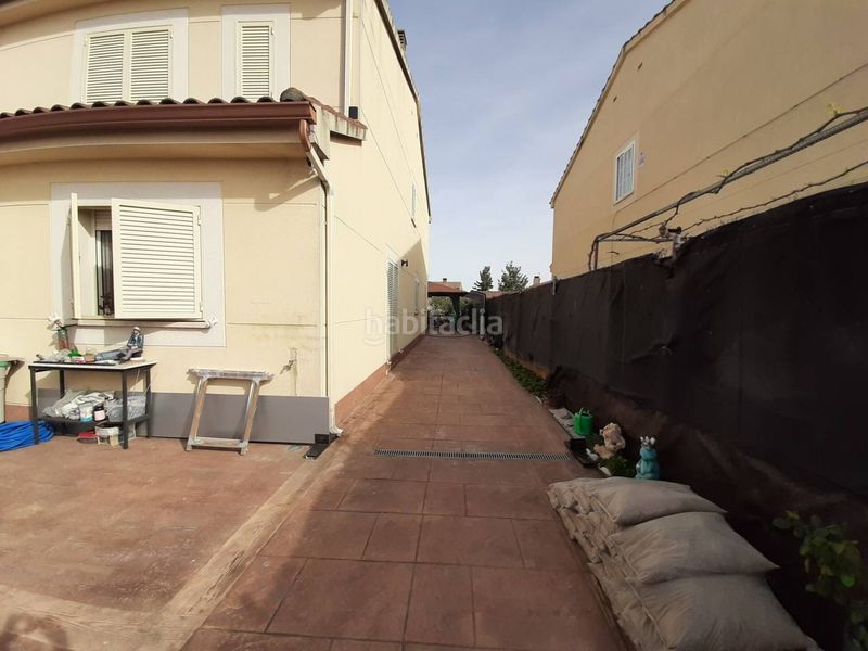 Foto 433deba2-5eec-4763-bbaa-6f506d91d60c. Xalet amb calefacció aparcament a Ugena