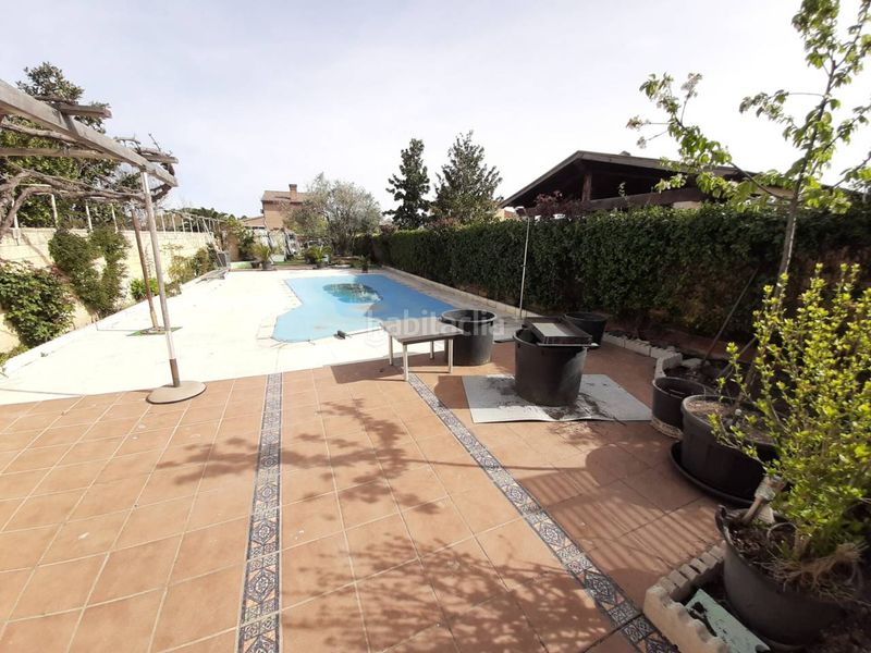 Foto 60a63843-58d0-4d5c-83cb-d8abc9851768. Xalet amb calefacció aparcament a Ugena