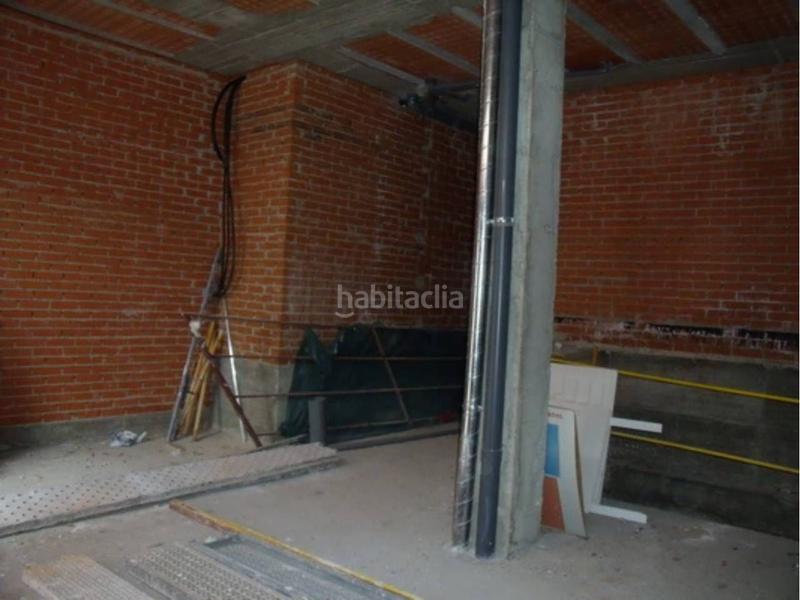 Foto 3d7409c2-463a-4511-b18c-8a77ee53f808. Lloguer local comercial a Centro Fuenlabrada