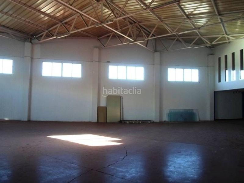 Foto d1ccfec6-2be2-47a6-a6d4-97cce2843d60. Rent industrial building in Sudeste Industrial Fuenlabrada