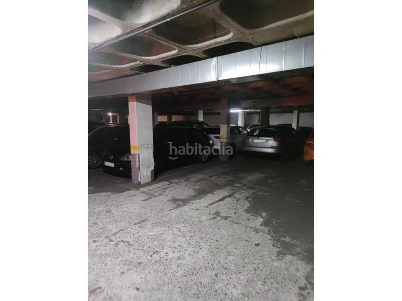 Foto ccc30ff4-fa38-4dfb-a93b-f4487cb16baf. Aparcament cotxe a Centro Fuenlabrada