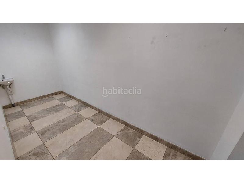 Foto 2b5b1764-0de8-402b-814d-a34cfc881935. Lloguer local comercial a La Serna Fuenlabrada