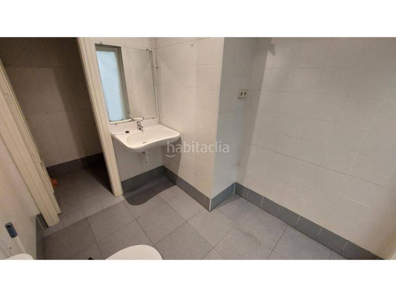 Foto aa5a5216-e64f-44f1-811a-c6f269cbec62. Lloguer local comercial a La Serna Fuenlabrada