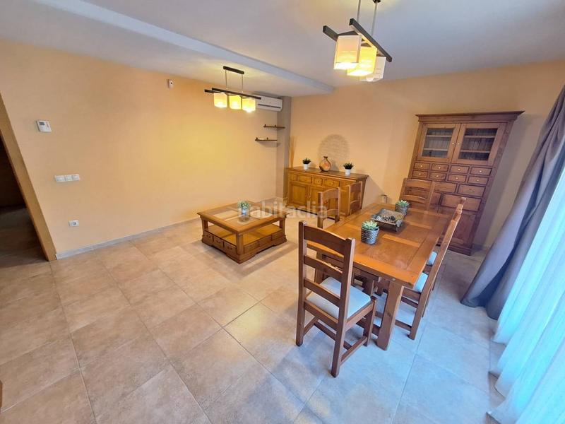 Foto a27e9aff-5785-4132-9174-ba3f94c6c7a6. Casa adossada amb calefacció aparcament piscina a Casarrubios del Monte