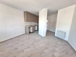 Pis en Centro. Bonito apartamento a estrenar en zona parque de los estados!!