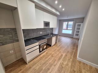 Pis a Centro. Oportunidad! venta de piso a estrenar con patio y trastero. cent
