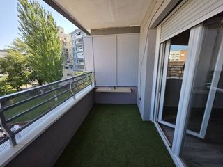 Miete Etagenwohnung in Centro. Piso en alquiler con terraza abierta. zona parque de los estados